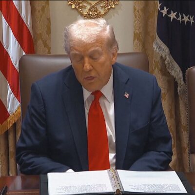 Israel e Hamas aceitam plano de paz de Trump para encerrar conflito em Gaza