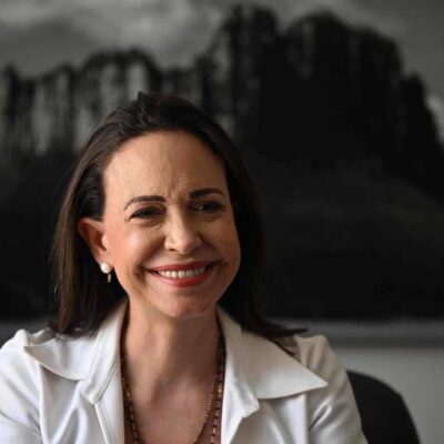 Leitores comentam premiação de María Corina Machado com Nobel da Paz