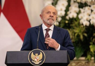 Lula confirma intenção de disputar quarto mandato presidencial em 2026