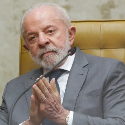 Lula se reuniu com cotado ao STF antes de encontro com ministros no Alvorada