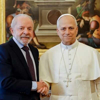 Lula se reúne com papa Leão XIV no Vaticano durante Fórum Mundial da Alimentação