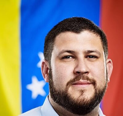 Maria Corina Machado é celebrada pela oposição da Venezuela após Nobel da Paz