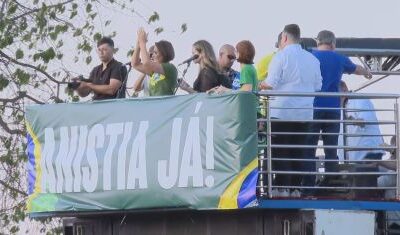 Michelle Bolsonaro defende Israel e anistia irrestrita em ato em Brasília