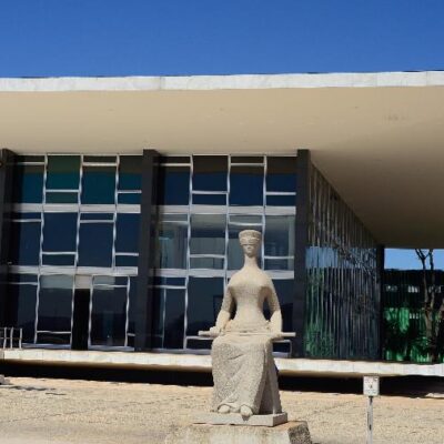 Ministro Barroso terá segurança vitalícia após aposentadoria no STF