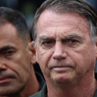 Moraes mantém prisão domiciliar e medidas cautelares contra Bolsonaro