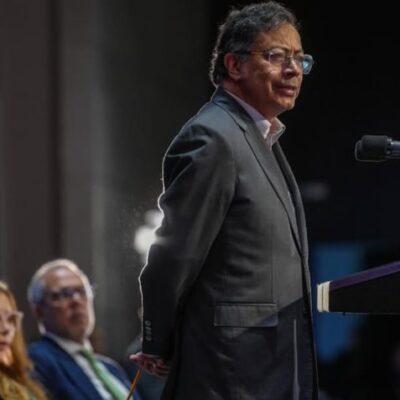 Petro responde a acusações de Trump sobre tráfico e subsídios à Colômbia