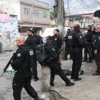 Rio coloca forças de segurança em prontidão após operação contra Comando Vermelho