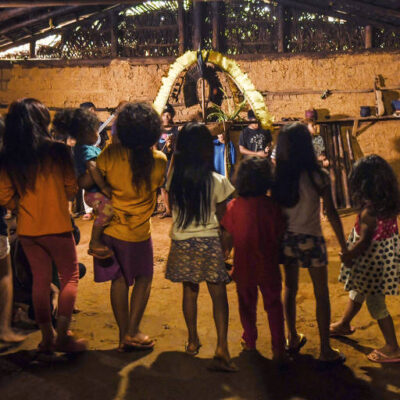 Trump assina no Egito acordo para paz em Gaza com países mediadores