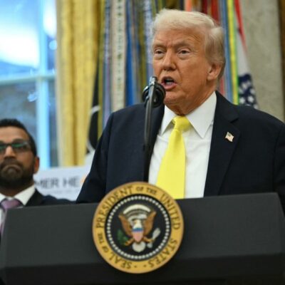 Trump avalia ataques terrestres na Venezuela e confirma ação secreta da CIA