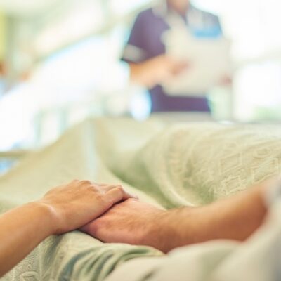 Uruguai legaliza eutanásia e avança em direitos frente ao Brasil