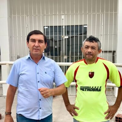 Vereador G Charles visita obras de reforma do Posto de Saúde Joaninha Parteira no bairro Gilberto Pinheiro