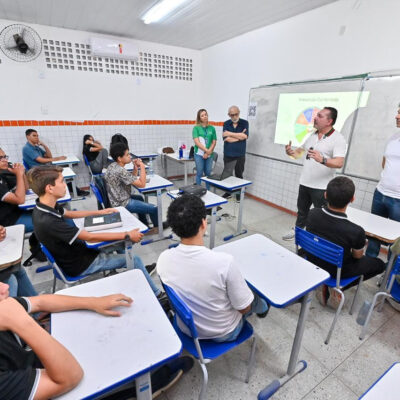 ALRN leva “Meu Projeto de Vida” a alunos da rede estadual em Parnamirim
