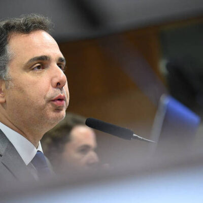 Alcolumbre demonstra insatisfação com Messias no STF e sugere indicações diferentes