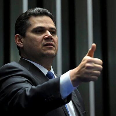 Alcolumbre pode pedir presidência do Banco do Brasil para apoiar Messias no Senado