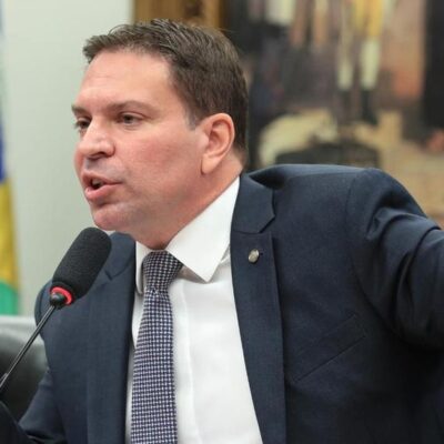 Alexandre Ramagem é investigado pela PF por suspeita de fuga aos EUA