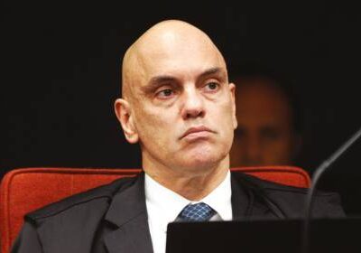 Alexandre de Moraes liga para Jorge Messias e deseja sucesso para sabatina no STF