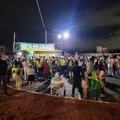 Bolsonaristas apontam ‘perseguição religiosa’ após prisão de Bolsonaro