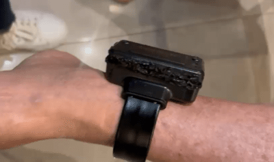 Bolsonaro é preso após tentar violar tornozeleira eletrônica, diz Moraes