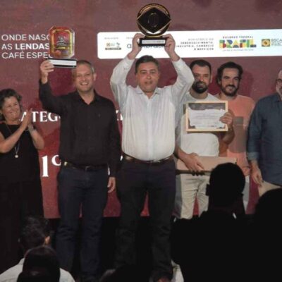 Cafés especiais de Minas lideram prêmios da Cup of Excellence Brazil 2025