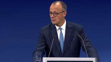 Chanceler alemão comenta reação de jornalistas após COP30 em Belém