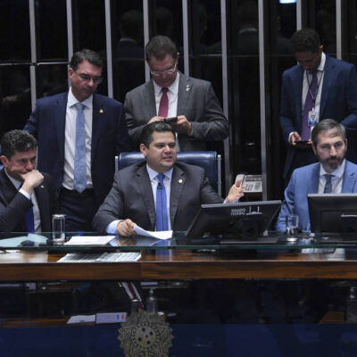 Congresso derruba 56 vetos de Lula na lei do licenciamento ambiental