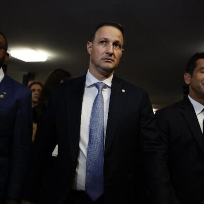 Câmara aprova texto-base do PL Antifacção com 370 votos a favor