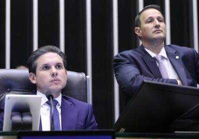 Câmara dos EUA aprova divulgação de arquivos sobre Jeffrey Epstein