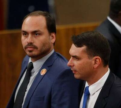 Defesa de Bolsonaro pede autorização para visitas de família na prisão