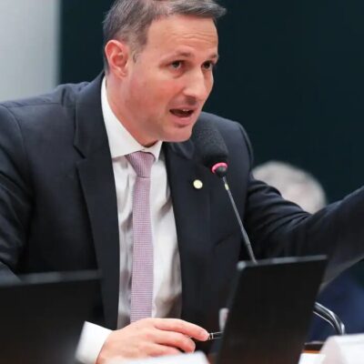 Deputado Derrite propõe endurecer penas para crime organizado no Brasil