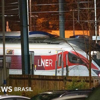 Dez feridos em ataque com faca em trem rumo a Londres; dois detidos