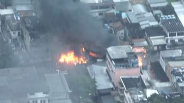 Governo do RJ divulga imagens inéditas da megaoperação na Penha e no Alemão