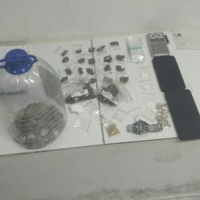 Polícia Militar apreende drogas e prende suspeito por tráfico em Currais Novos