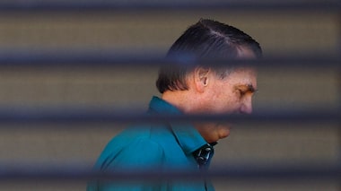 Incêndio em prédios residenciais em Hong Kong deixa ao menos 4 mortos