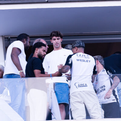 João Cancelo, João Félix, Renan Lodi e Wesley visitam Neo Química Arena em Corinthians x Botafogo