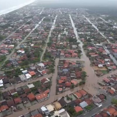 Lindbergh Farias critica reação de Hugo Motta e pede atuação estável na Câmara