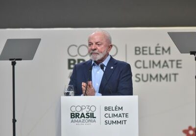 Lula alerta para retorno da força militar na América Latina