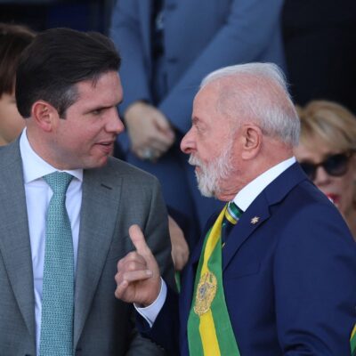 Lula critica PL aprovado que, segundo ele, favorece quem quer escapar da lei