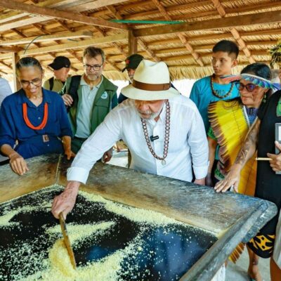 Lula espera que COP30 ajude a ‘empurrar o céu para cima’, diz ao citar indígenas