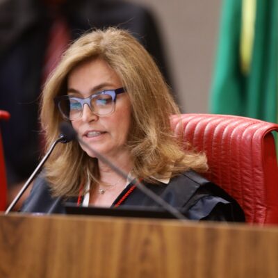 Ministra do TSE vota por cassação e inelegibilidade de Cláudio Castro