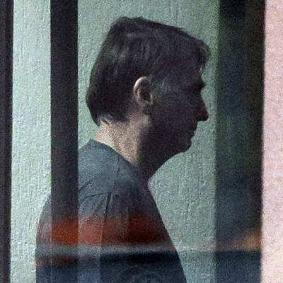 Ministro Moraes ordena início da pena de prisão de Jair Bolsonaro
