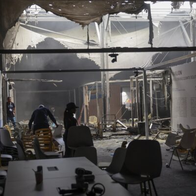 ONU suspende plenária da COP30 após incêndio na Zona Azul e retoma reuniões nesta sexta