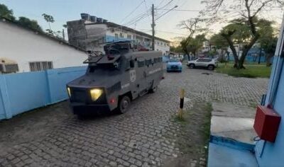 Operação policial na Vila Kennedy deixa pelo menos duas mortes no Rio