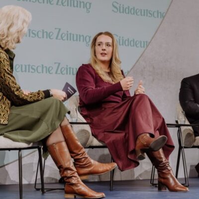 Oposição na Alemanha critica Friedrich Merz por declarações negativas sobre Belém na COP30