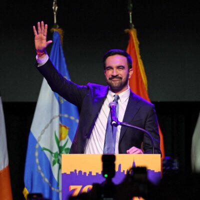 Prefeito eleito de Nova York Zohran Mamdani desafia Donald Trump em discurso