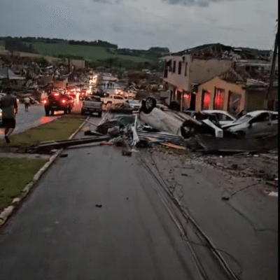 Tornado de nível 3 no Paraná deixa 5 mortos e destrói 80% de Rio Bonito do Iguaçu