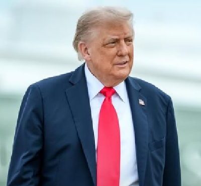 Trump descarta ataque militar dos EUA à Venezuela e mantém presença naval