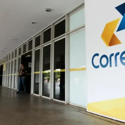 Correios dizem não ter recursos para pagar 13º salário e folha de dezembro