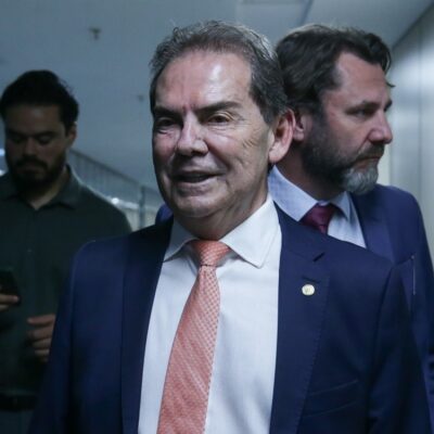 Alcolumbre se irrita com Paulinho da Força após liminar sobre impeachment no STF