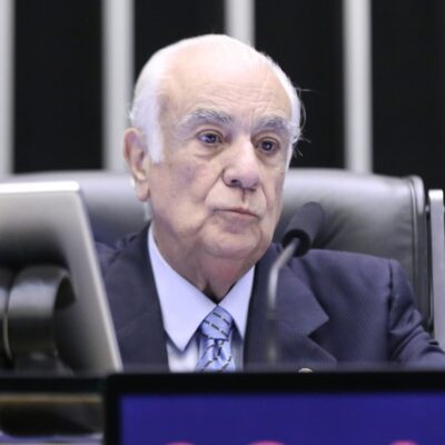 Antonio Carlos Rodrigues foi o único do PL a assinar cassação de Eduardo Bolsonaro e Ramagem