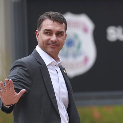 Bolsonaro passará Natal com família antes de cirurgia para hérnia